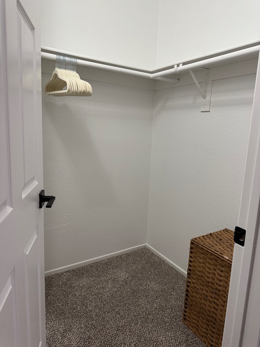 Furnished Finder property 1020794_1 photo 17