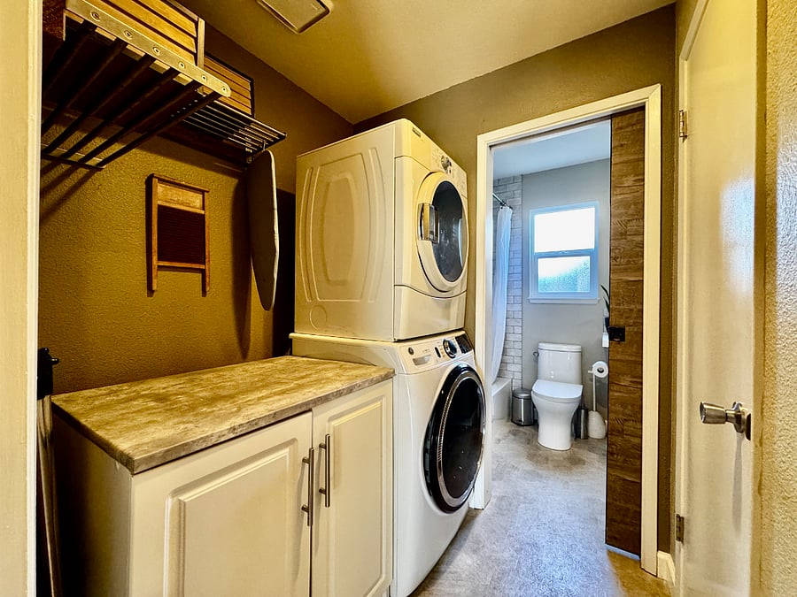 Furnished Finder property 1020795_1 photo 22