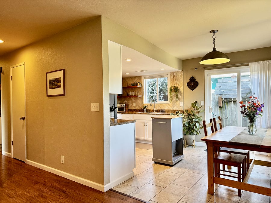 Furnished Finder property 1020795_1 photo 12