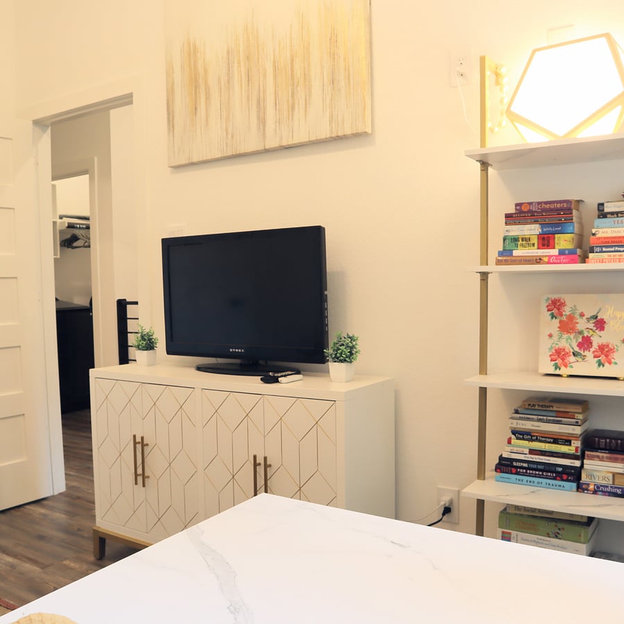 Furnished Finder property 1020799_1 photo 9