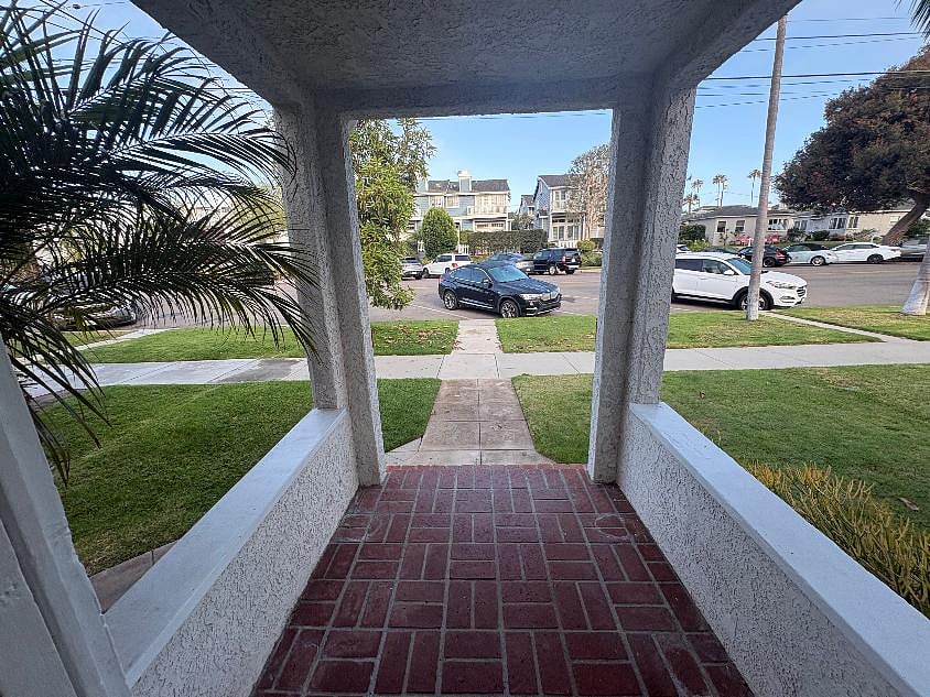 Furnished Finder property 1020802_1 photo 10