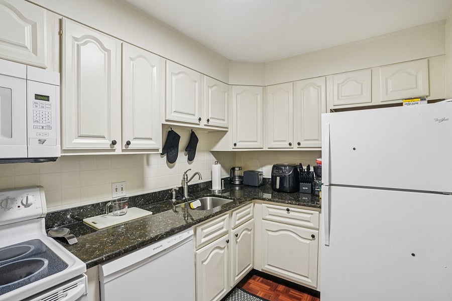 Furnished Finder property 1020828_1 photo 4
