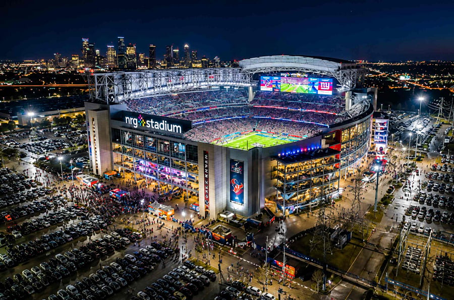 NRG Stadium Approx. 13 minutes by car Home to major concerts. A top entertainment destination in Houston.
