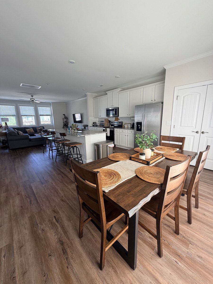 kitchen/dining area on second floor