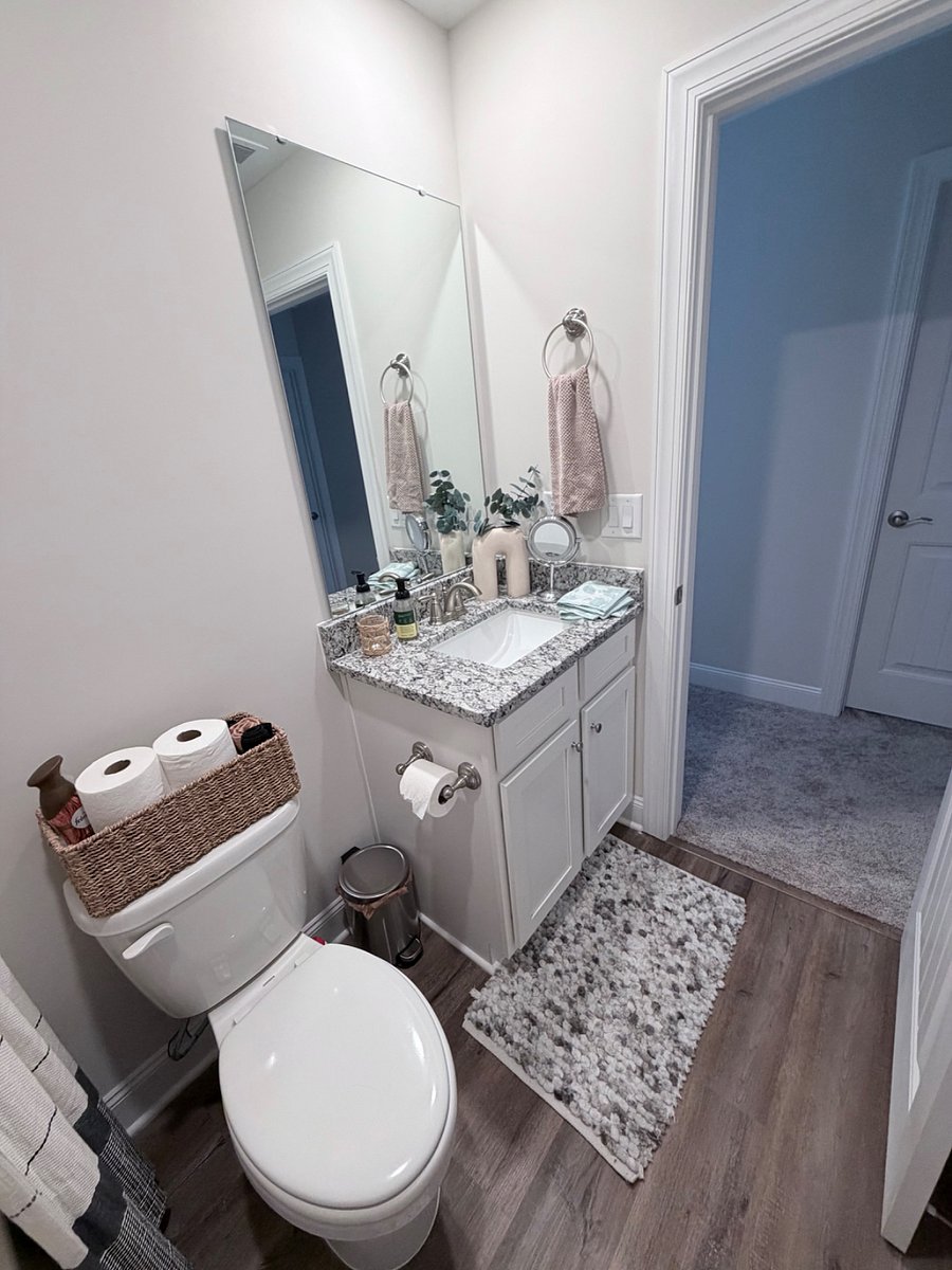 Furnished Finder property 1020856_1 photo 12