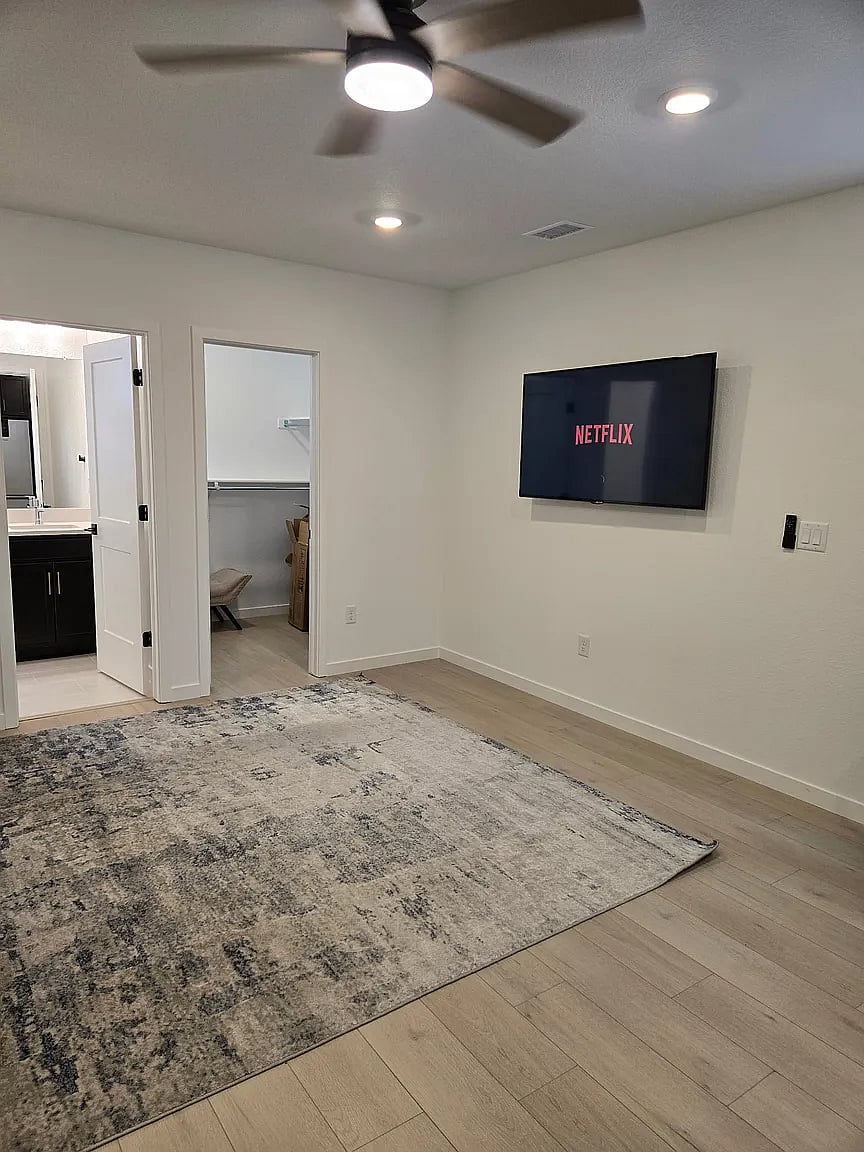 Furnished Finder property 1020858_1 photo 13