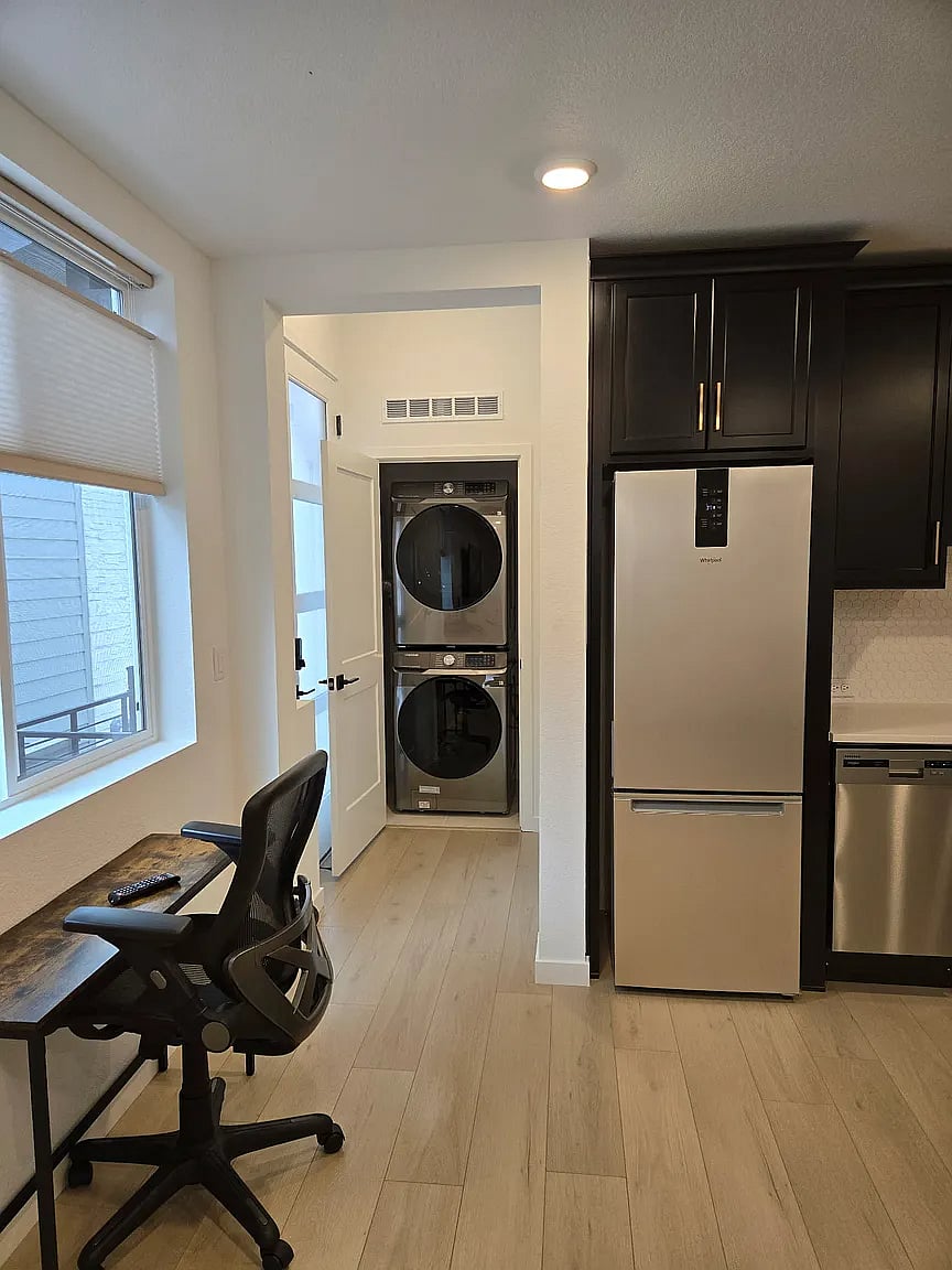 Furnished Finder property 1020858_1 photo 9