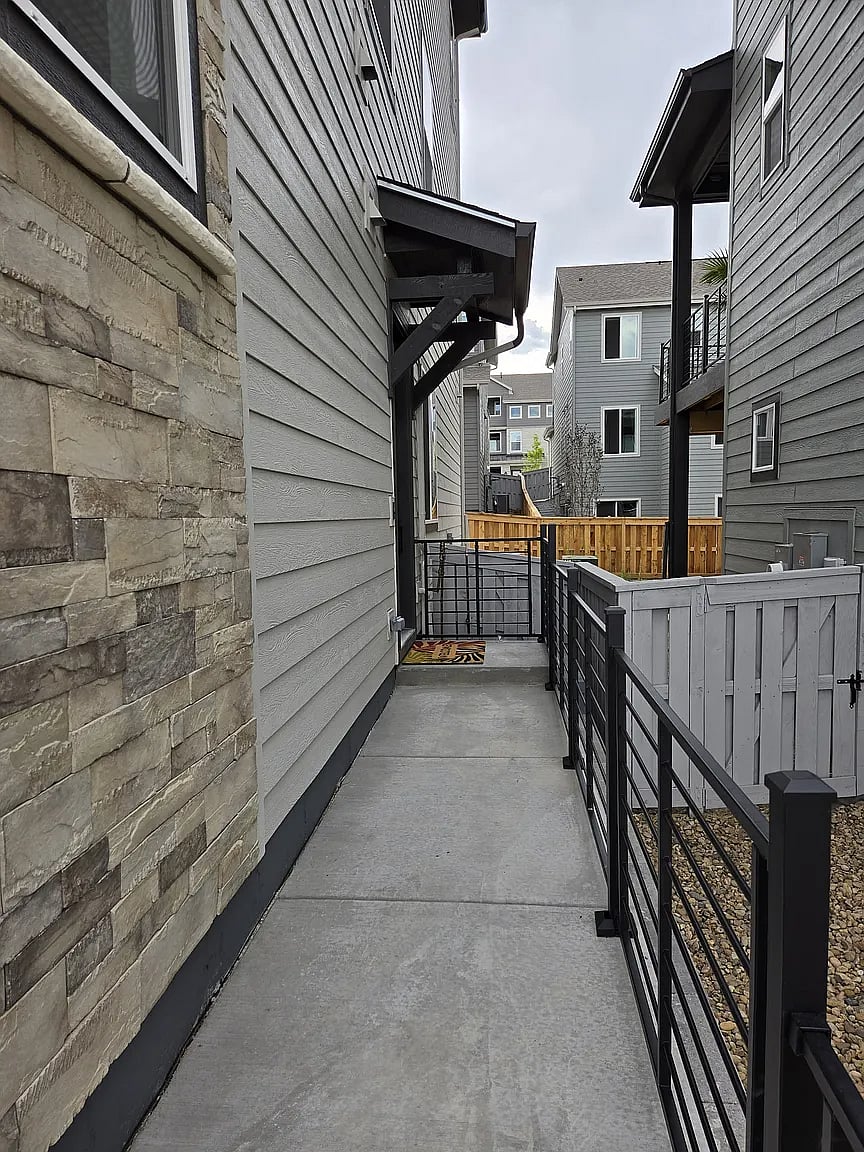 Furnished Finder property 1020858_1 photo 15