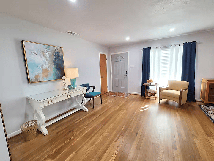 Furnished Finder property 1020863_1 photo 3