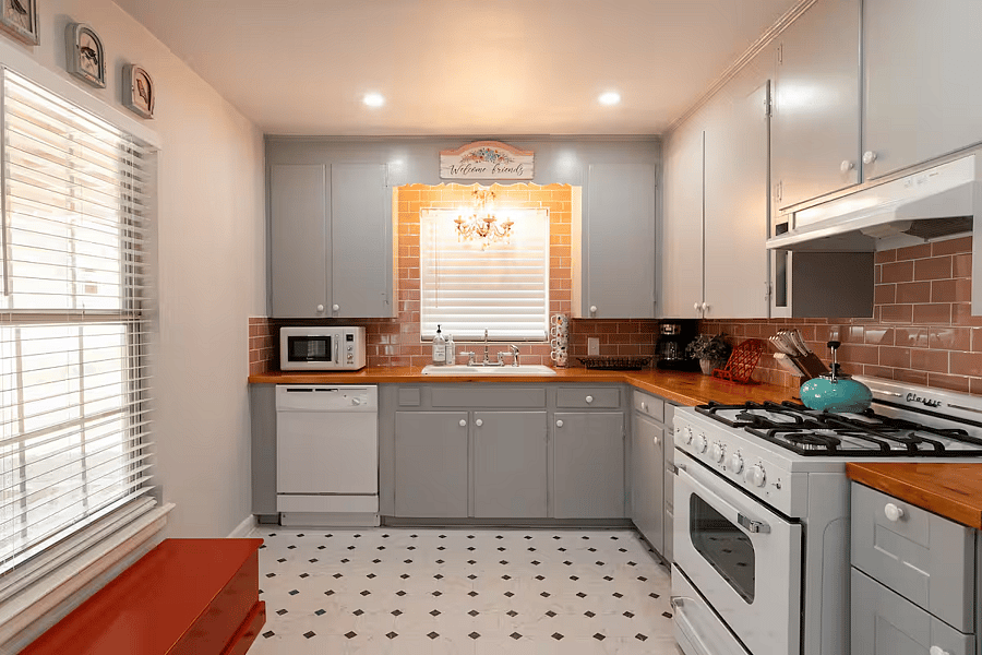Furnished Finder property 1020863_1 photo 9