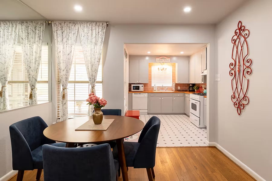 Furnished Finder property 1020863_1 photo 8