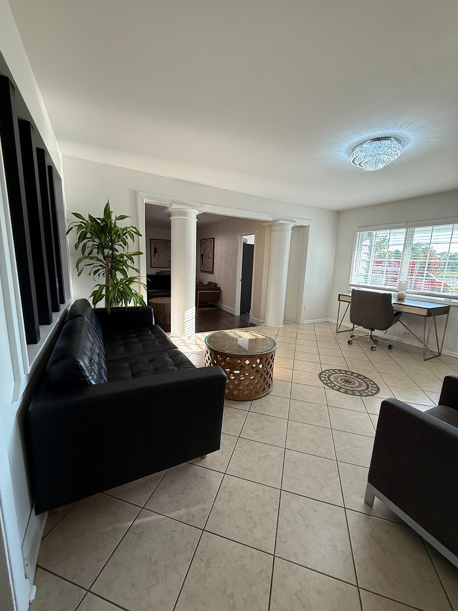 Furnished Finder property 1020873_1 photo 20