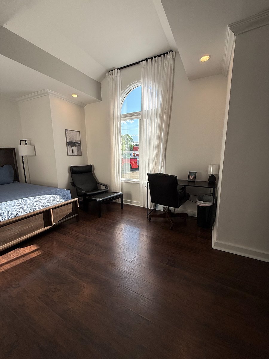 Furnished Finder property 1020873_1 photo 22