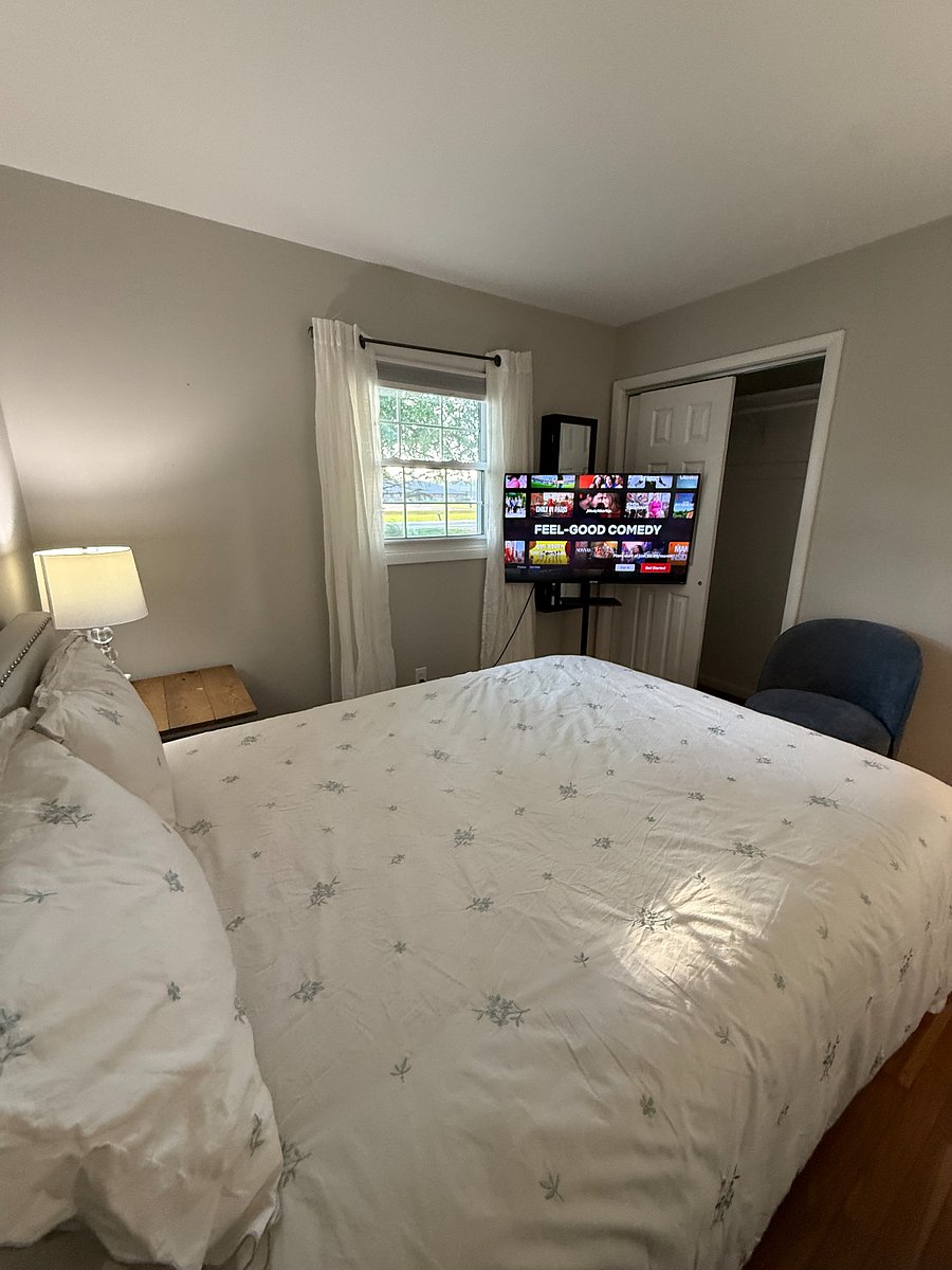 Furnished Finder property 1020873_1 photo 30
