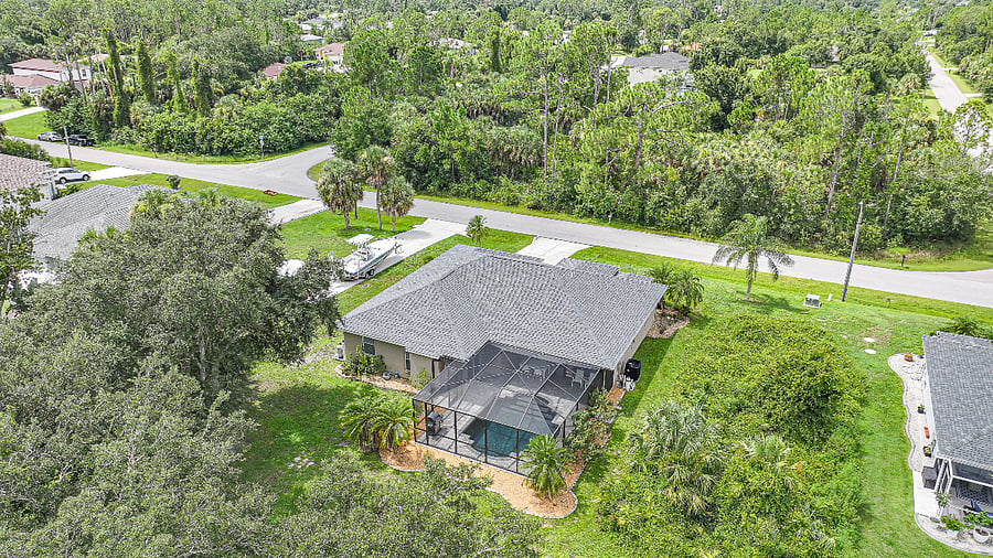 Furnished Finder property 1020875_1 photo 30