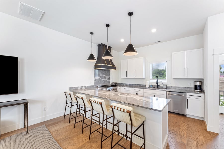 Furnished Finder property 1020888_1 photo 9