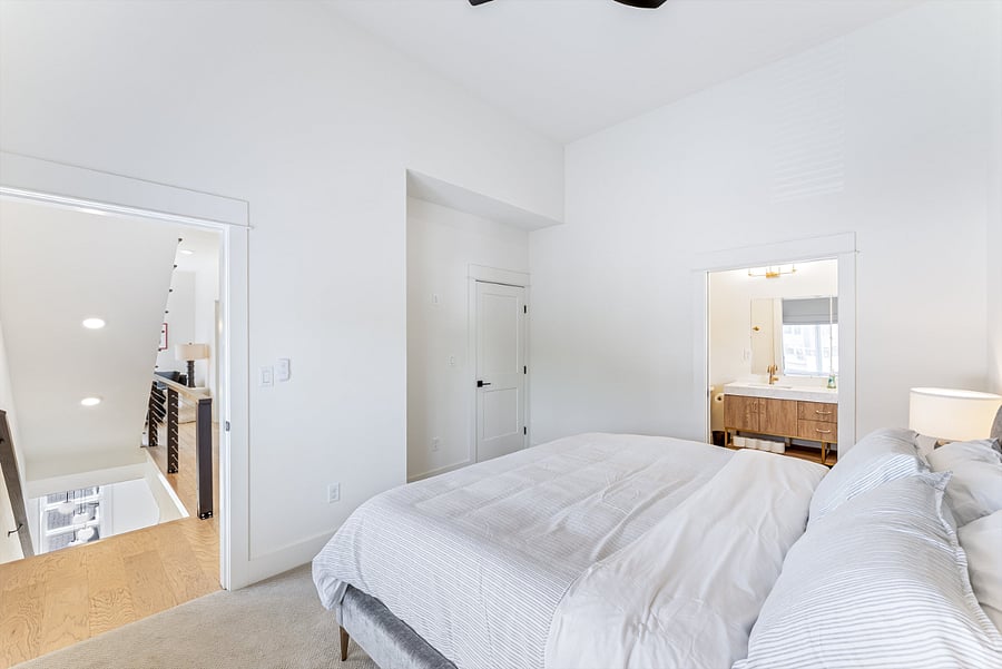 Furnished Finder property 1020888_1 photo 12
