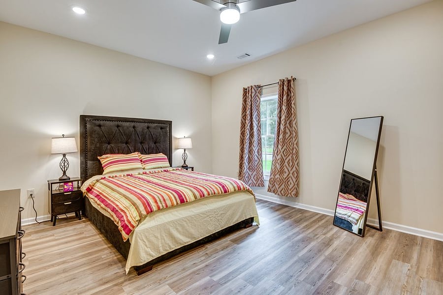 Furnished Finder property 1020891_1 photo 15