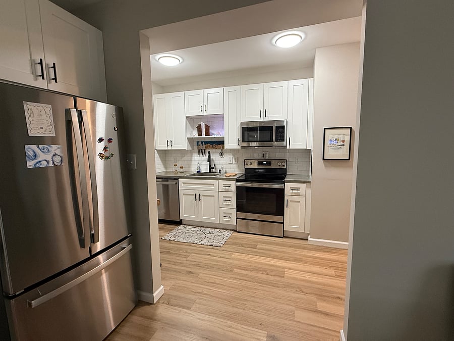 Full Kitchen 