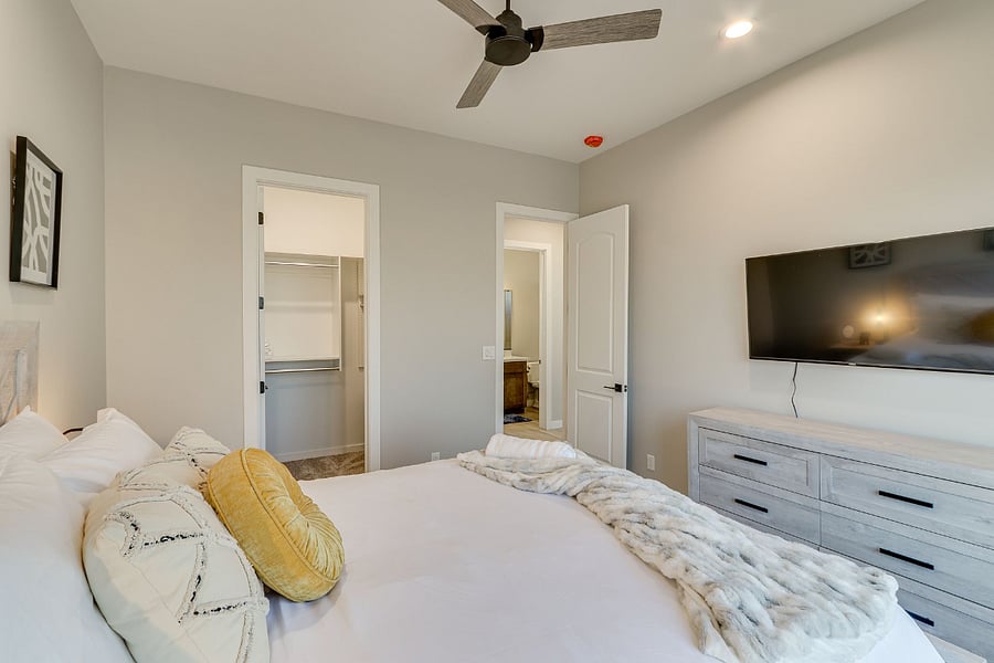 Furnished Finder property 1020910_1 photo 30