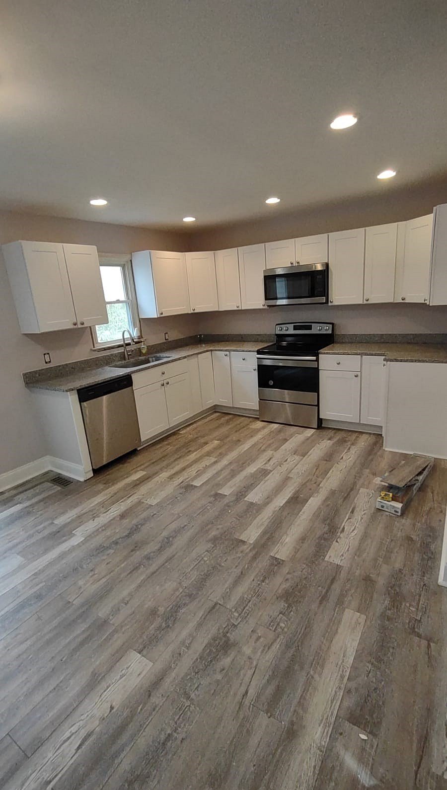 Furnished Finder property 1020911_1 photo 5