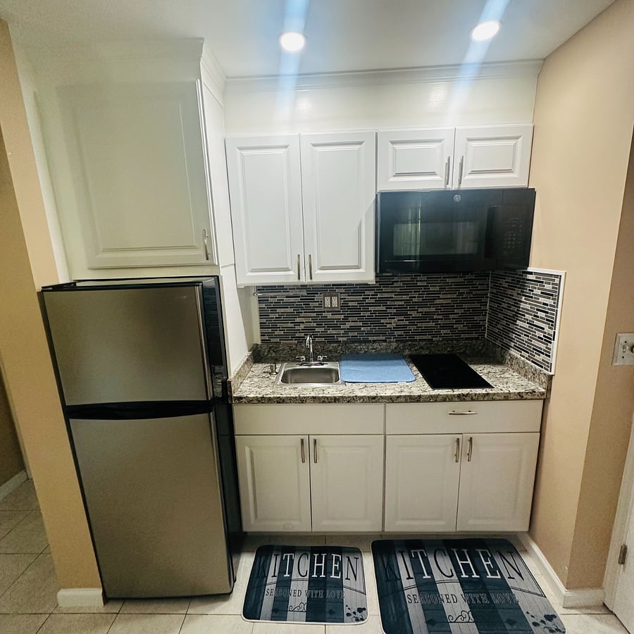 Furnished Finder property 1021000_1 photo 9