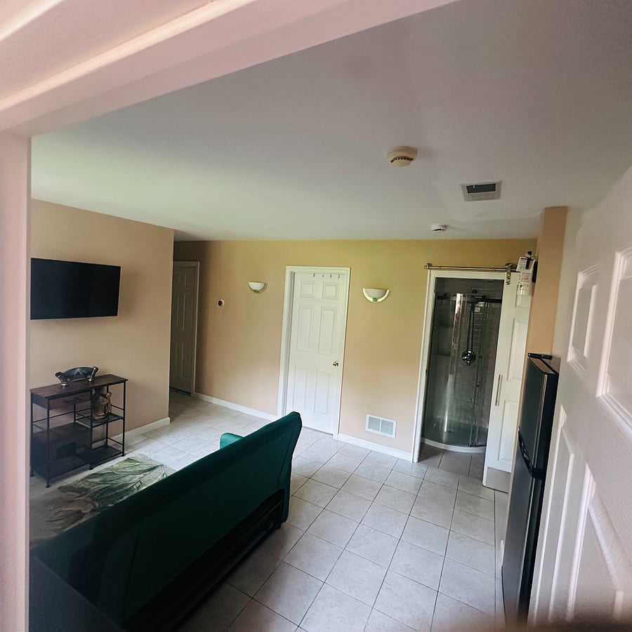 Furnished Finder property 1021000_1 photo 3