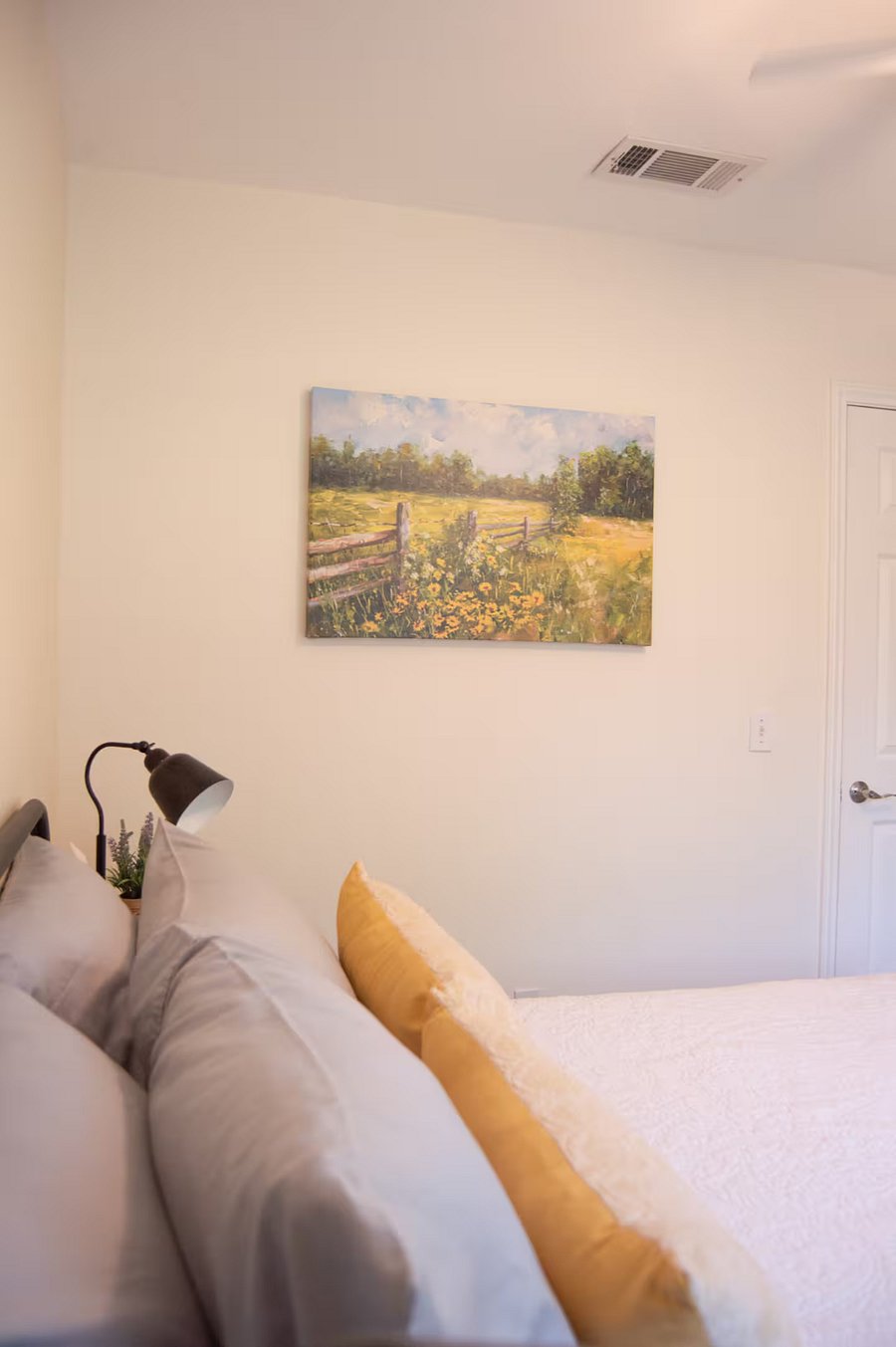 Furnished Finder property 1021001_1 photo 30