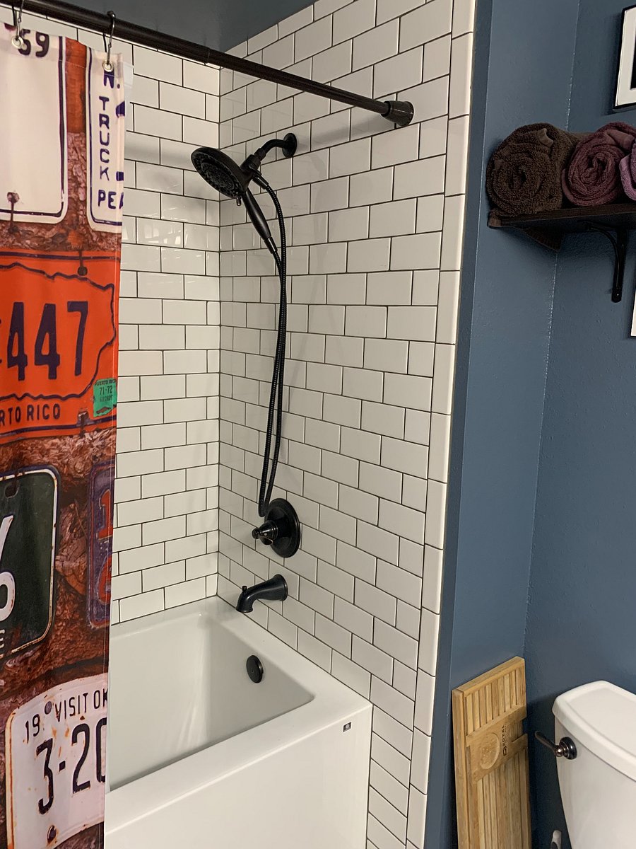 private bathroom - soaker tub