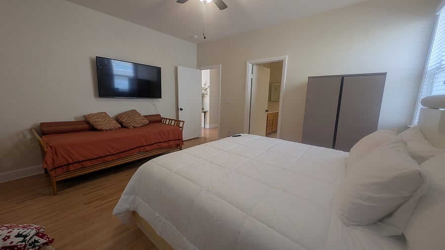 Furnished Finder property 1021073_1 photo 11