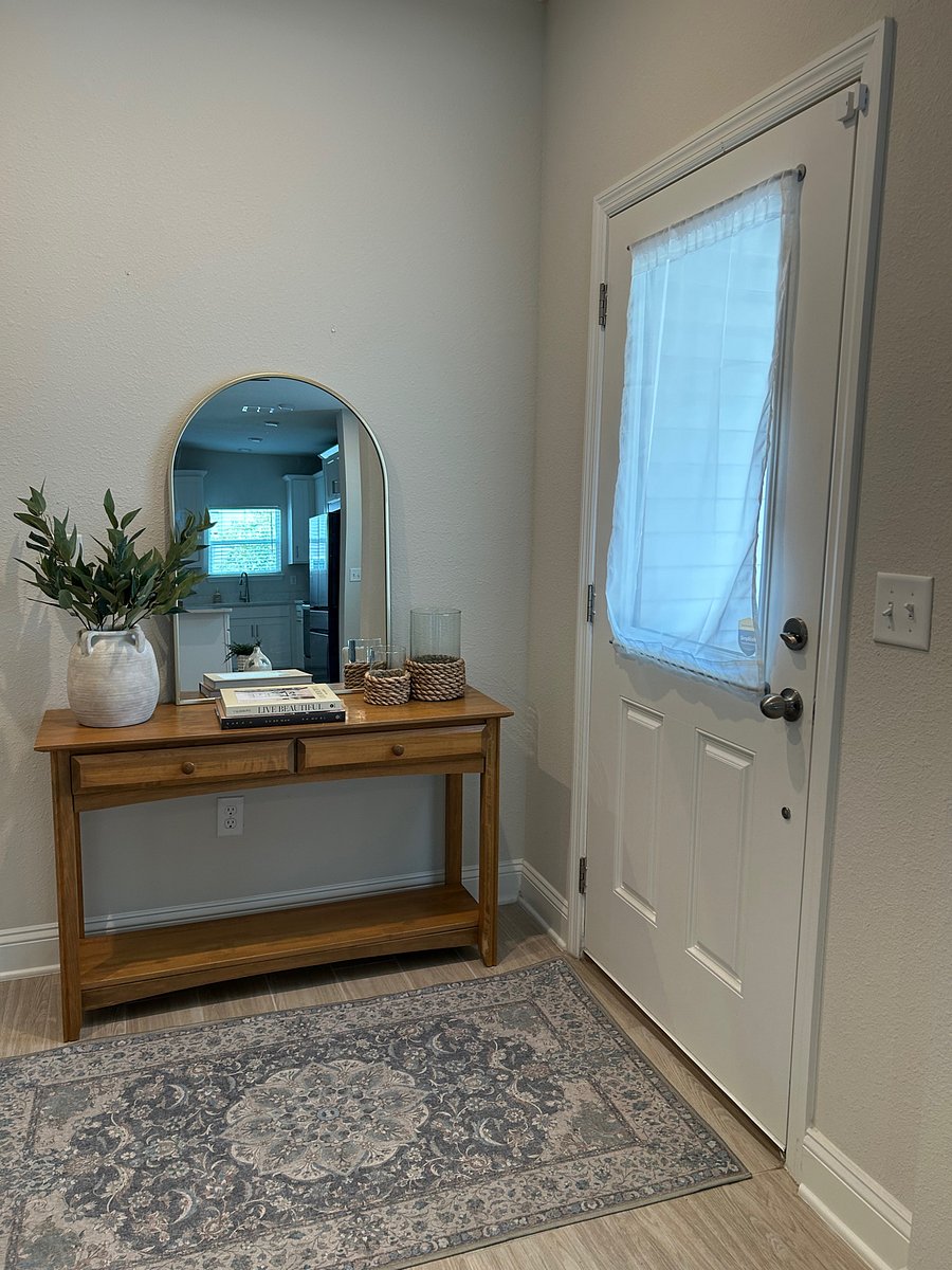Furnished Finder property 1021077_1 photo 22