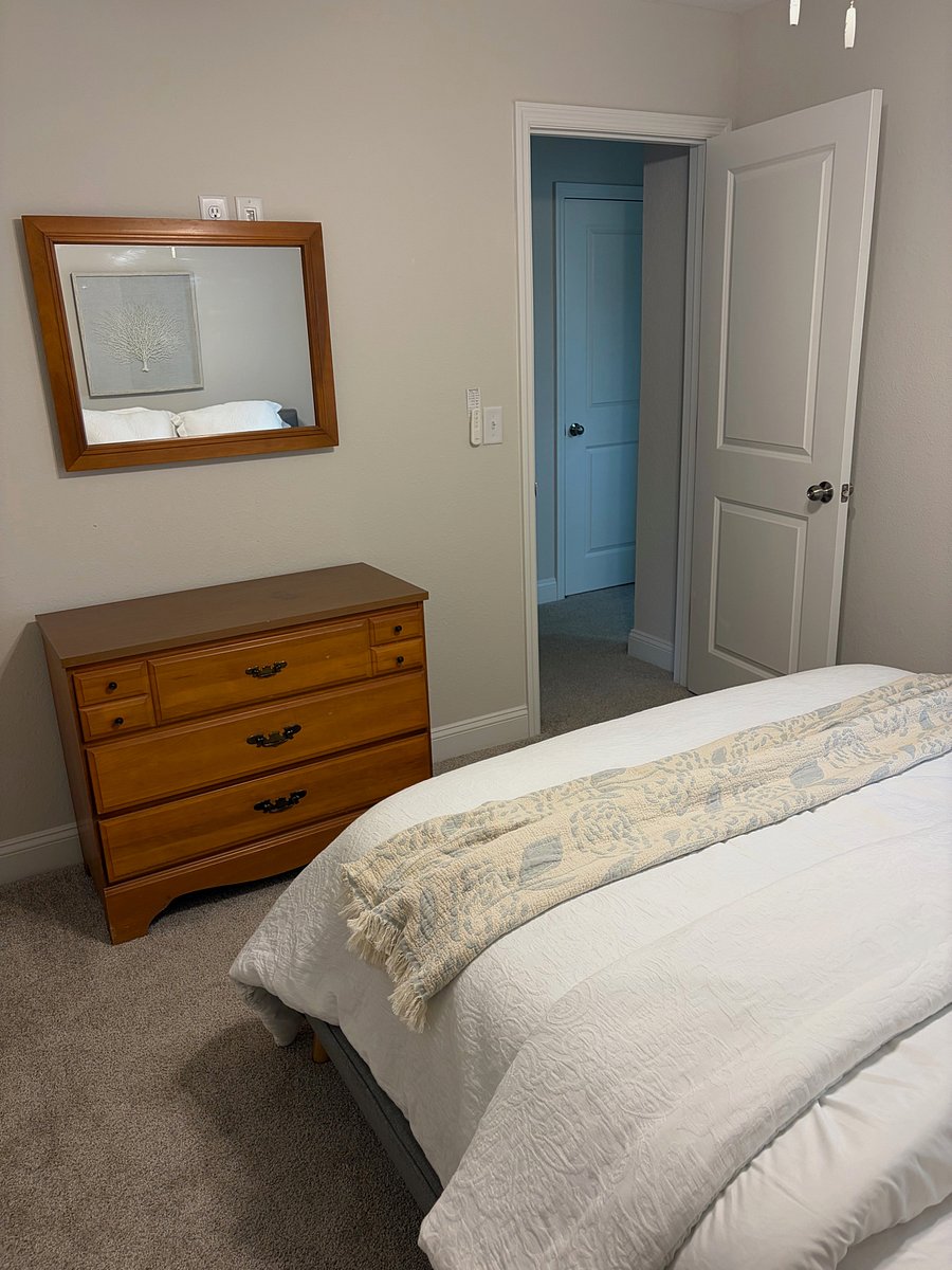 Furnished Finder property 1021077_1 photo 33