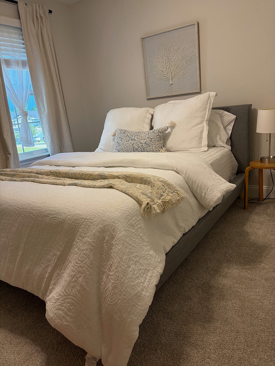 Furnished Finder property 1021077_1 photo 32