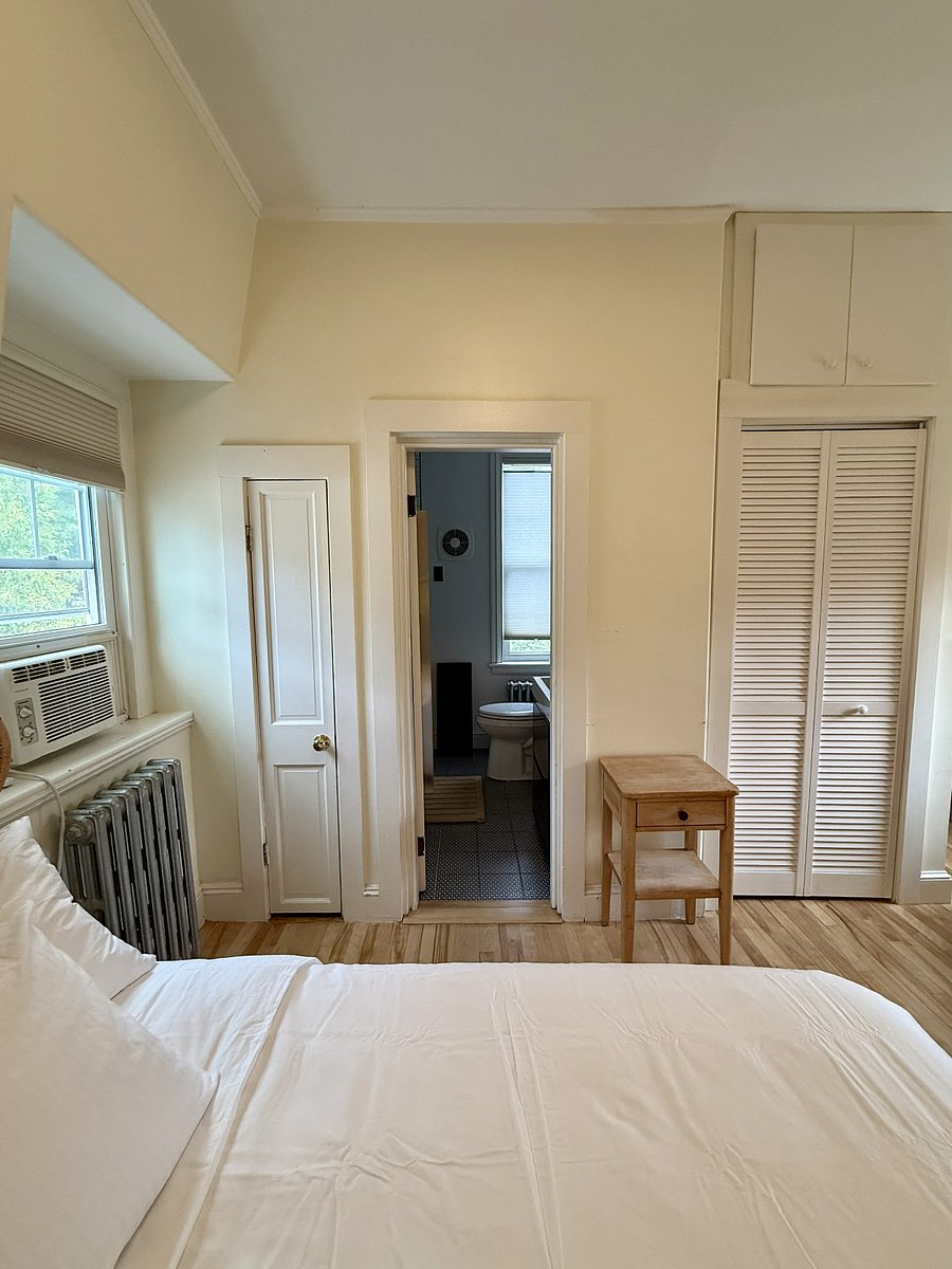 Furnished Finder property 1021085_1 photo 22