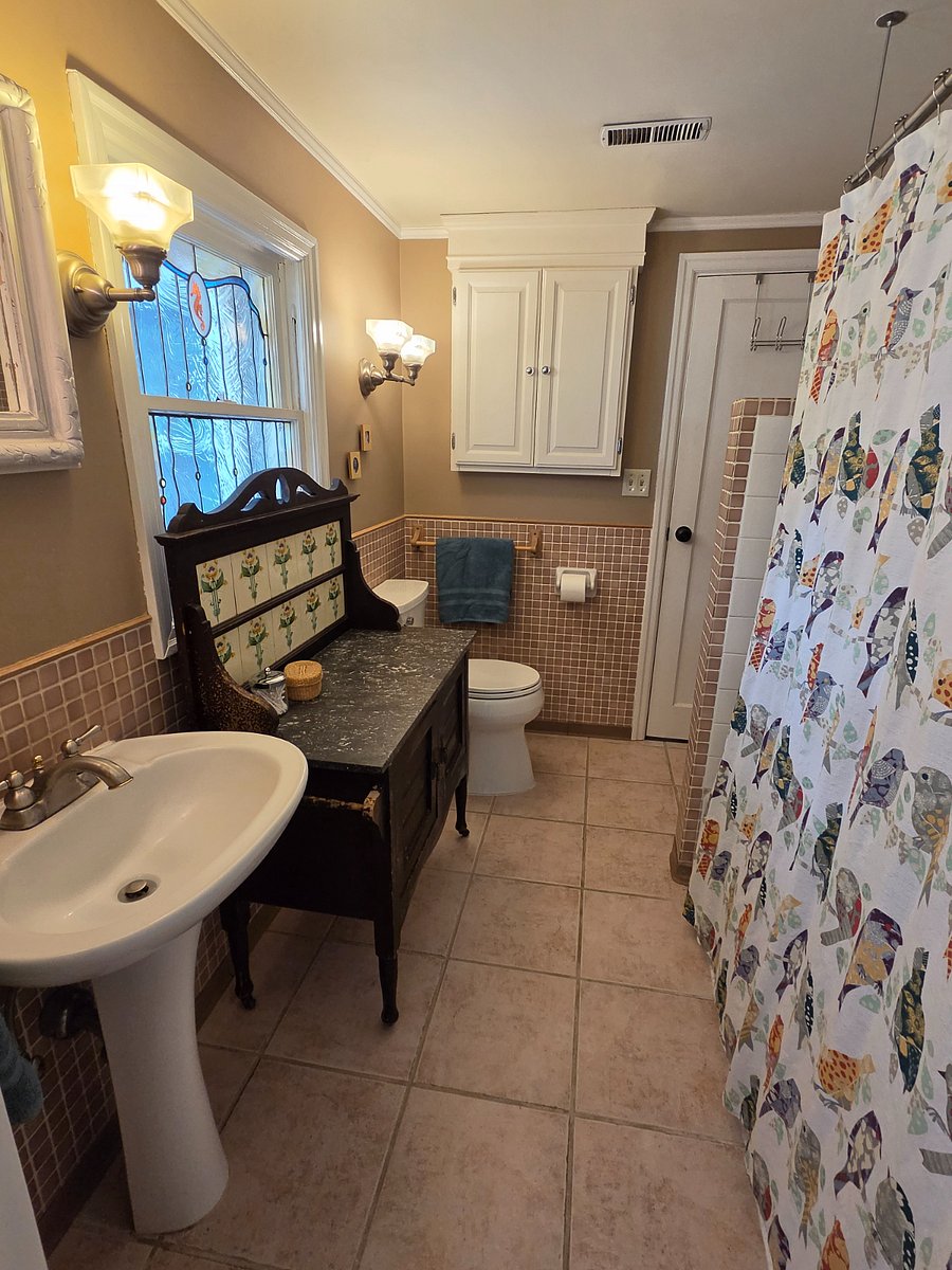 Furnished Finder property 1021086_1 photo 12