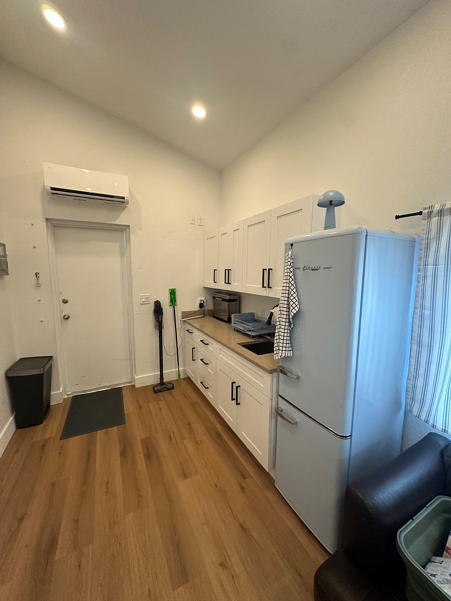 Furnished Finder property 1021091_1 photo 4