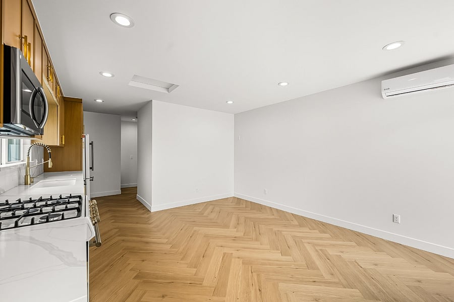 Furnished Finder property 1021098_1 photo 3