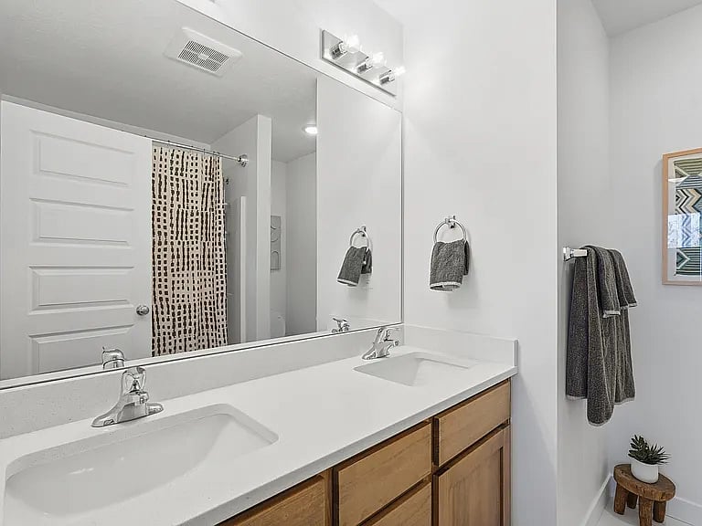 Furnished Finder property 1021167_1 photo 18