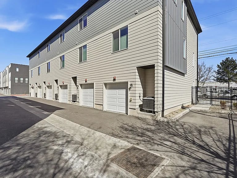 Furnished Finder property 1021167_1 photo 20