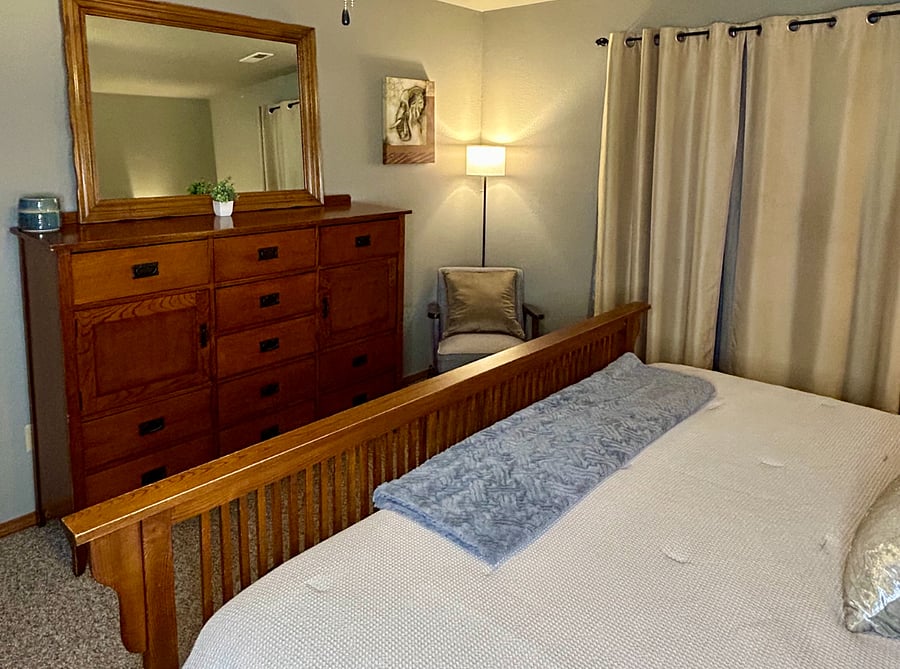 Upstairs Master (King) Bedroom with Sitting Area
