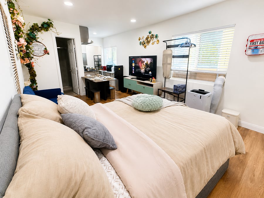 Furnished Finder property 1021190_1 photo 3