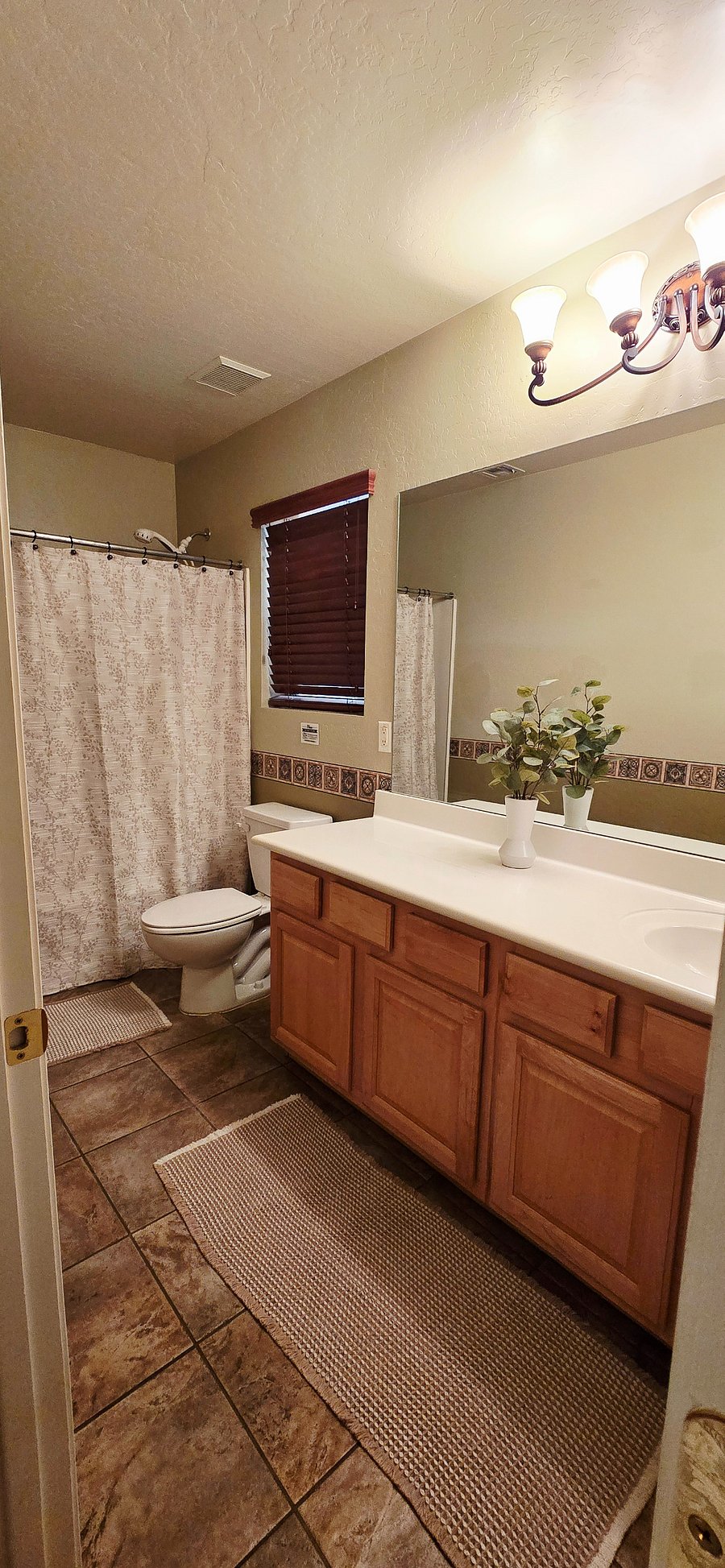 Furnished Finder property 1021199_1 photo 2