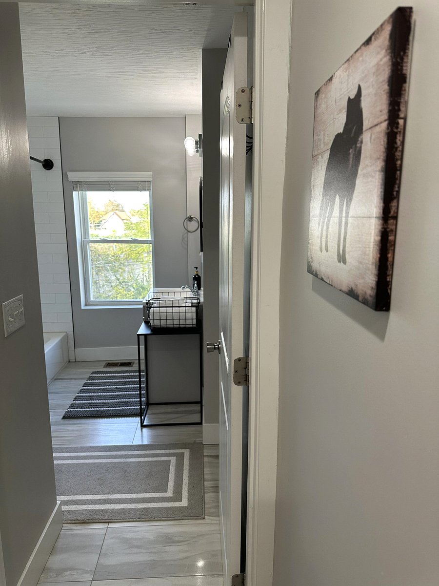 Furnished Finder property 1021226_1 photo 10
