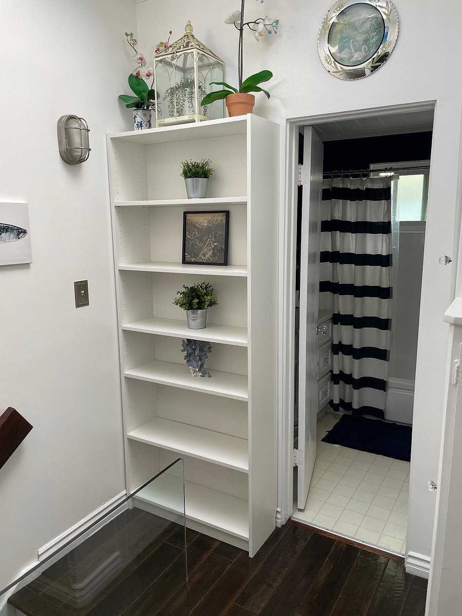 2nd floor landing