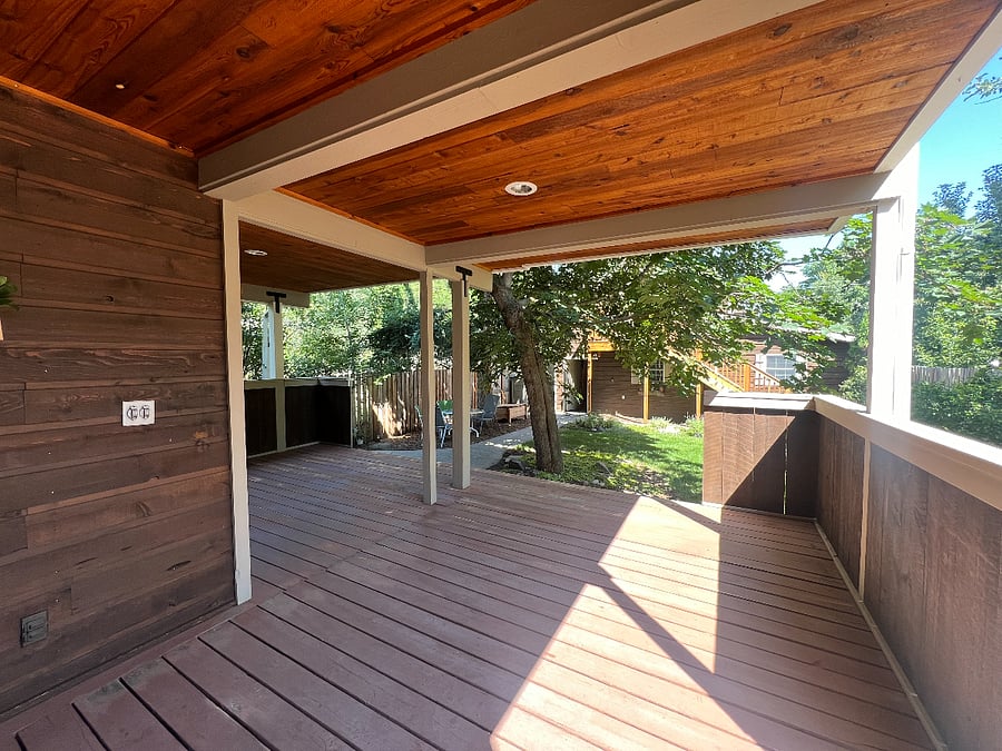 Covered back deck