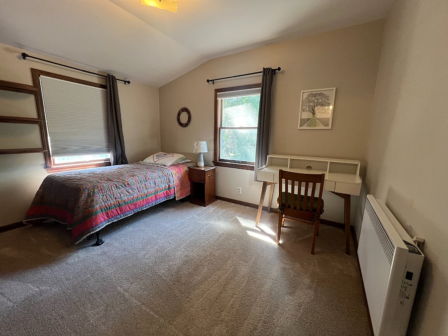 3rd Bedroom with Twin Size Bed and Desk