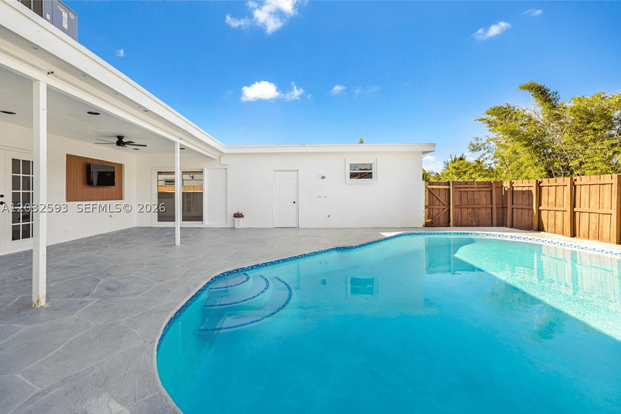 Furnished Finder property 1021304_1 photo 11