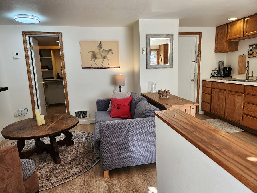 Furnished Finder property 1021311_1 photo 5
