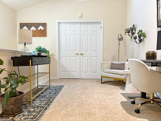 Loft with dedicated working space