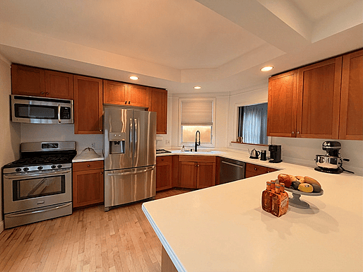 Furnished Finder property 1021350_1 photo 3
